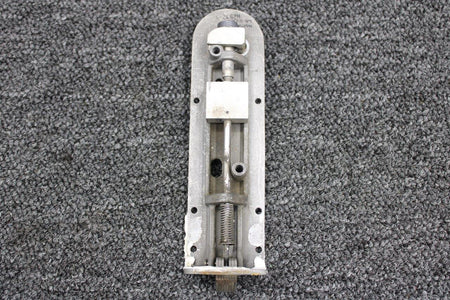 Hartwell H2532-9 Hartwell Baggage Door Latch Base Assembly