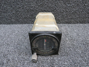 KI-201 King Radio VOR / LOC Indicator (Scratched Glass)