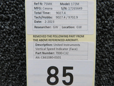 United Instruments 7000-C32 (Alt: C661080-0101) United Instruments Vertical Speed Indicator (Face)