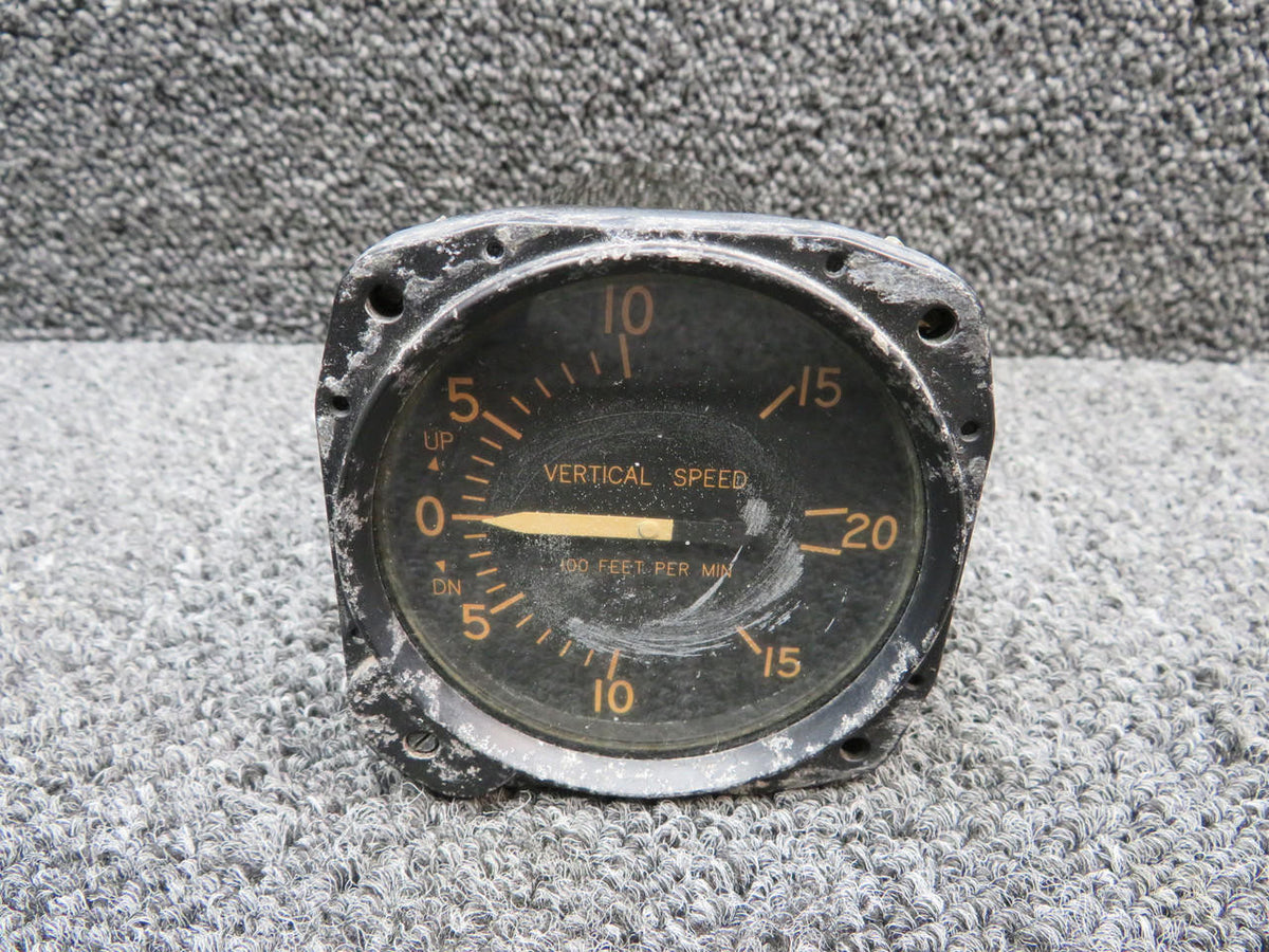United Instruments 7000-C32 (Alt: C661080-0101) United Instruments Vertical Speed Indicator (Face)