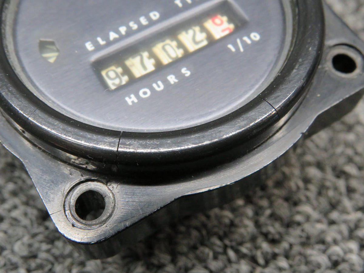 Does Not Apply 773E Hour Meter Indicator (Hours: 9702.8) (4-50V) (Cracked Surround)
