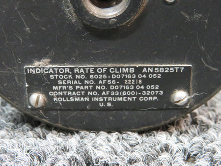 kollsman AN5825T7 (Alt: D07163-04-052) Kollsman Vertical Speed Indicator