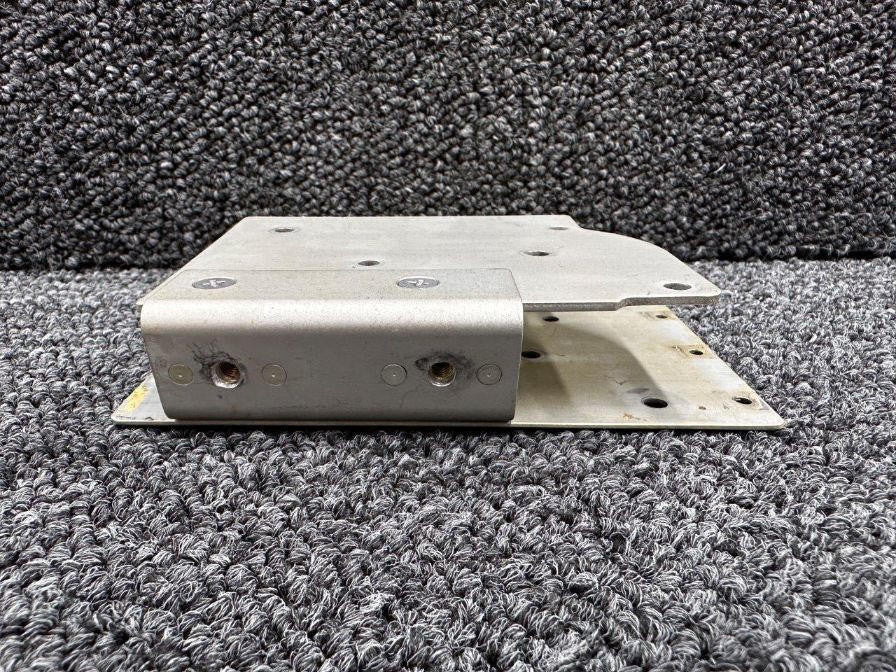 Mooney Aircraft Parts & Accessories 2020 (Alt: LY1124) Mooney M20G Cabin Door Hook Latch Housing