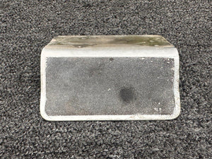 0701126-2 Cessna 182S Refueling Step RH
