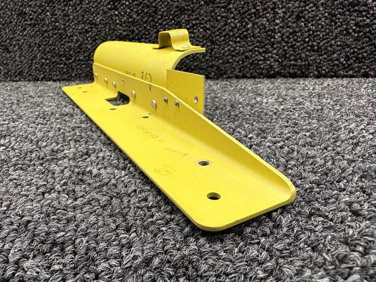 Cessna Aircraft Parts 0715103-7 Cessna 182S Cabin Door Structural Bracket Assembly LH