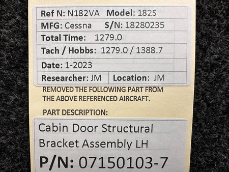 Cessna Aircraft Parts 0715103-7 Cessna 182S Cabin Door Structural Bracket Assembly LH