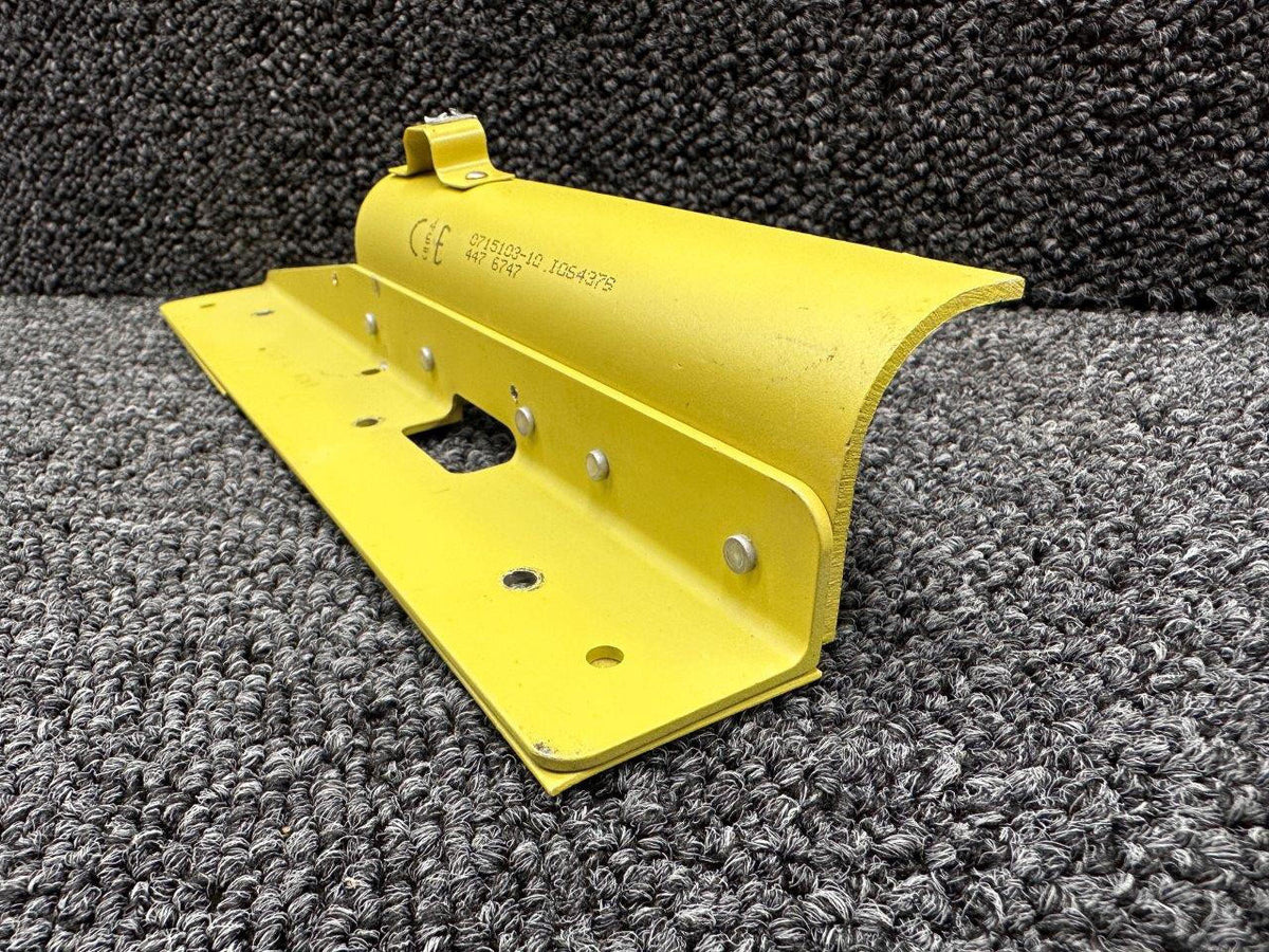 Cessna Aircraft Parts 0715103-8 Cessna 182S Cabin Door Structural Bracket Assembly RH