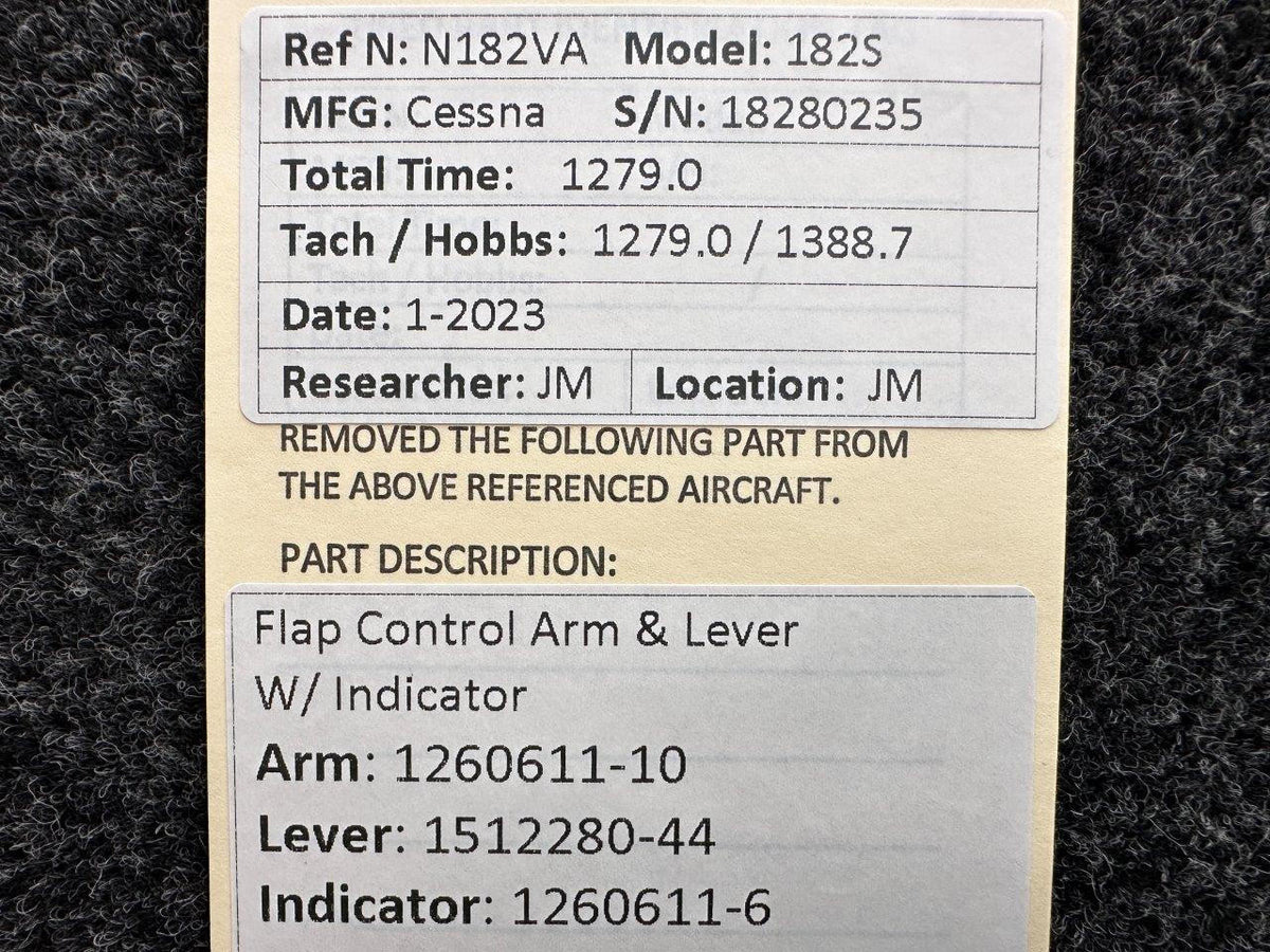Cessna Aircraft Parts 1260611-10, 1512280-44 Cessna 182S Flap Control Arm and Lever with Indicator