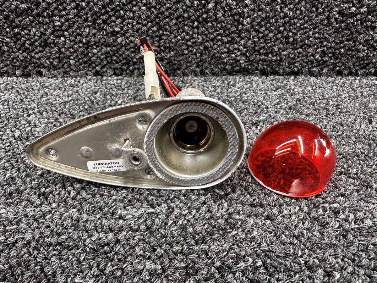 luminator 5106-0-00-A, W1284-R Luminator Aircraft Navigation Light LH with Lens