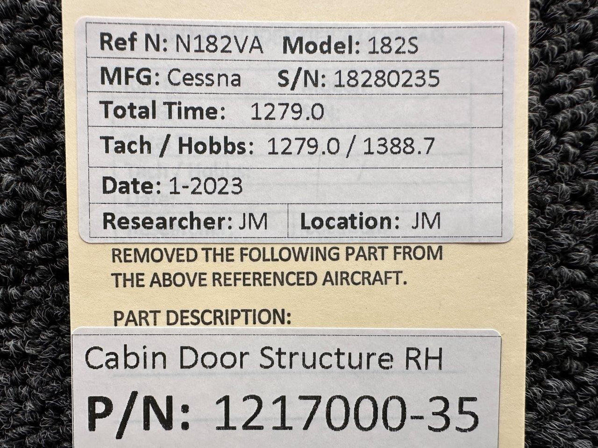 Cessna Aircraft Parts 1217000-35 Cessna 182S Cabin Door Structure RH