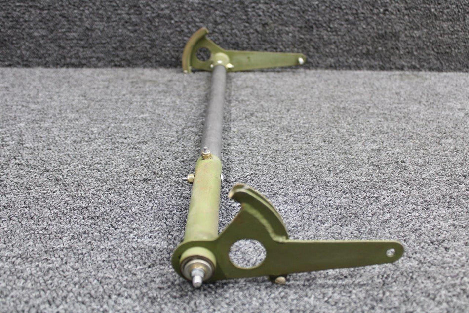 Cessna Aircraft Parts 1260429-2, 1260430-1, 1260425-1 Cessna 210N Control Torque Tube and Bellcranks