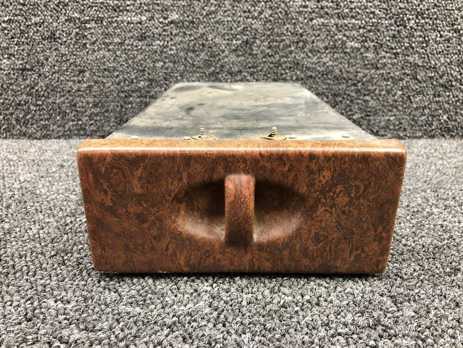 Cessna Aircraft Parts 0513085-16, 0513085-17 Cessna 172RG Glove Box Assembly with Door