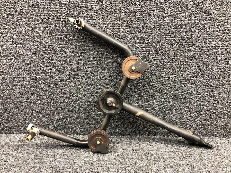 Cessna Aircraft Parts 0560015-3, 0411257 Cessna 172RG Control Yoke with Universal Joints and Pulleys
