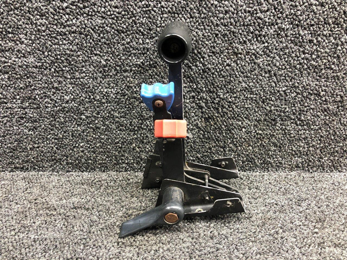 Piper Aircraft Parts 67210-007 Piper PA28R-201 Engine Control Quadrant Assembly