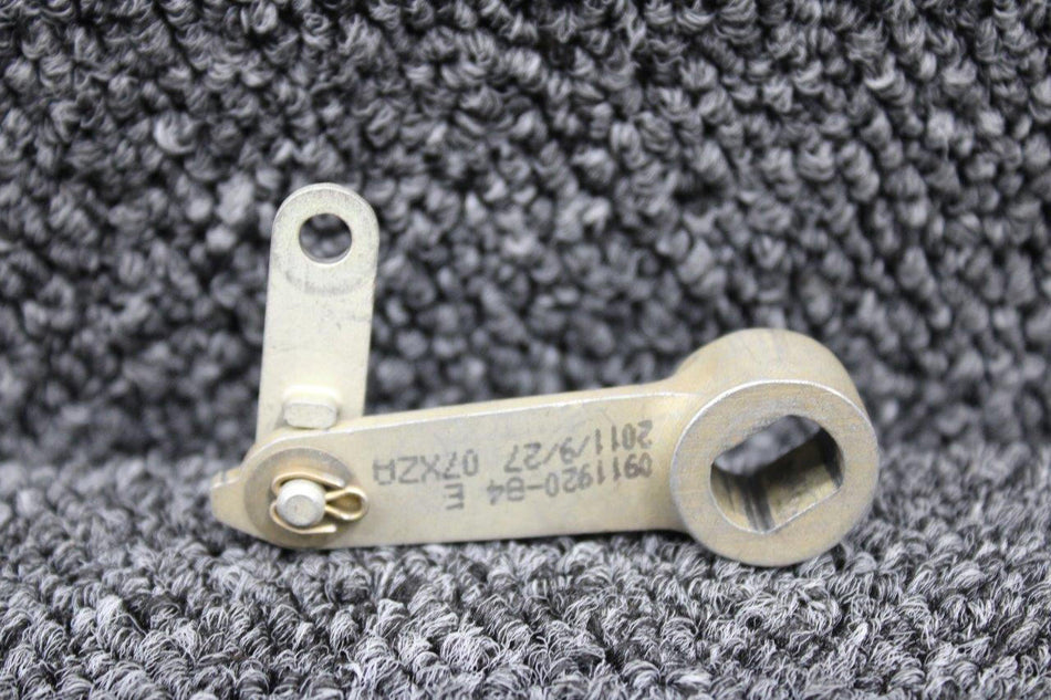 Cessna Aircraft Parts 0911920-89, 0911920-84 Cessna 162 Cabin Door Handle Link with Cam RH or LH
