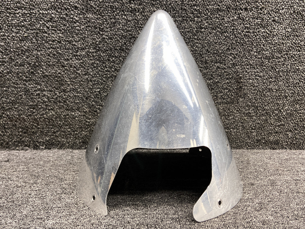 D-7945, D-7962, C-7961 Cessna 162 Two Blade Spinner with Bulkhead