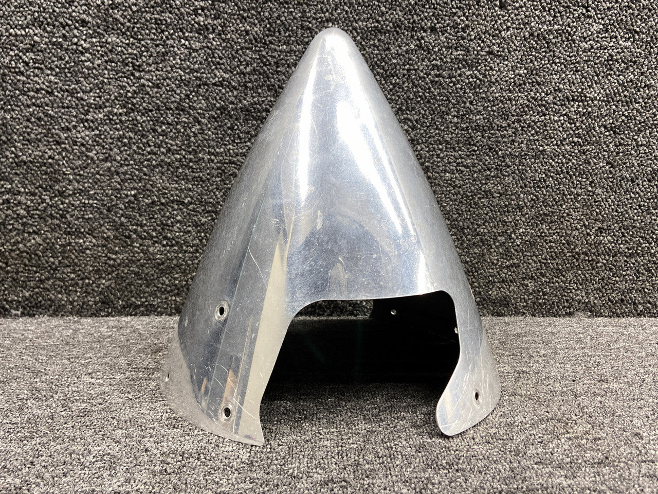 D-7945, D-7962, C-7961 Cessna 162 Two Blade Spinner with Bulkhead