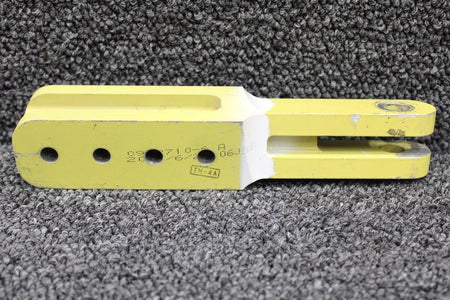 Cessna Aircraft Parts 0922710-6 Cessna 162 Wing Strut Fitting Upper RH