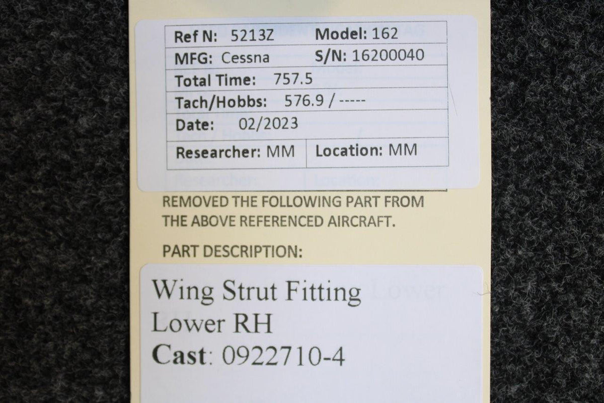 Cessna Aircraft Parts Cast: 0922710-4 Cessna 162 Wing Strut Fitting Lower RH