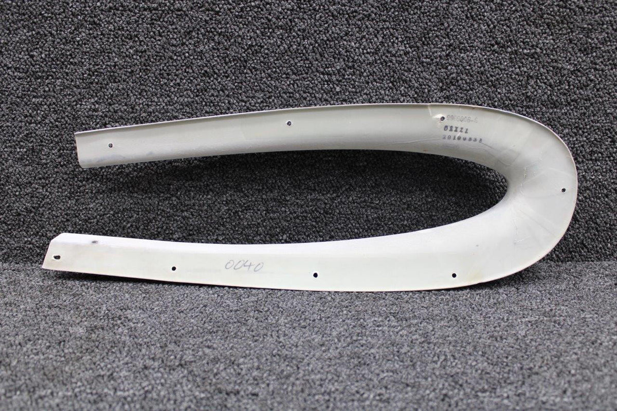 Cessna Aircraft Parts 9909006-6 Cessna 162 Horizontal Fairing RH (Small Crack)