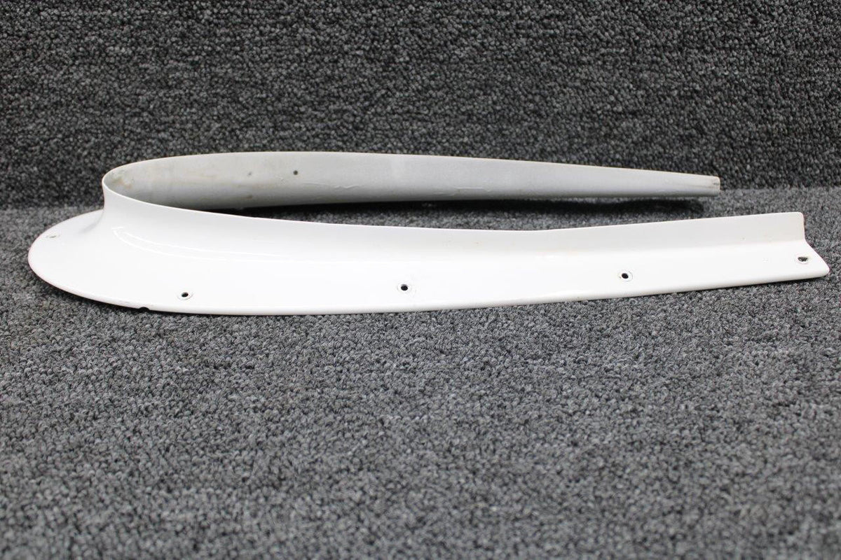 Cessna Aircraft Parts 9909006-6 Cessna 162 Horizontal Fairing RH (Small Crack)