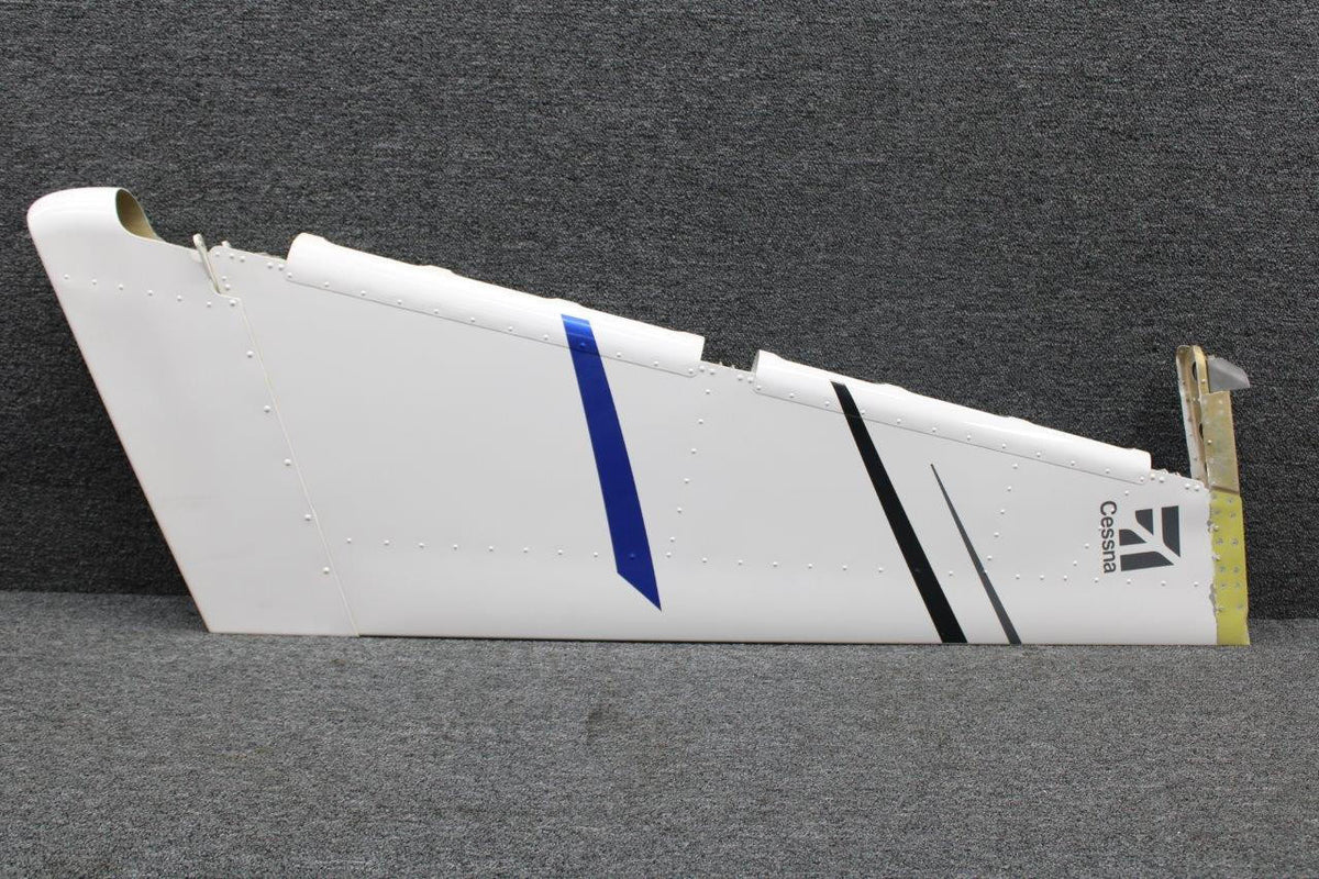 Cessna Aircraft Parts 0933101-3 Cessna 162 Rudder Assy