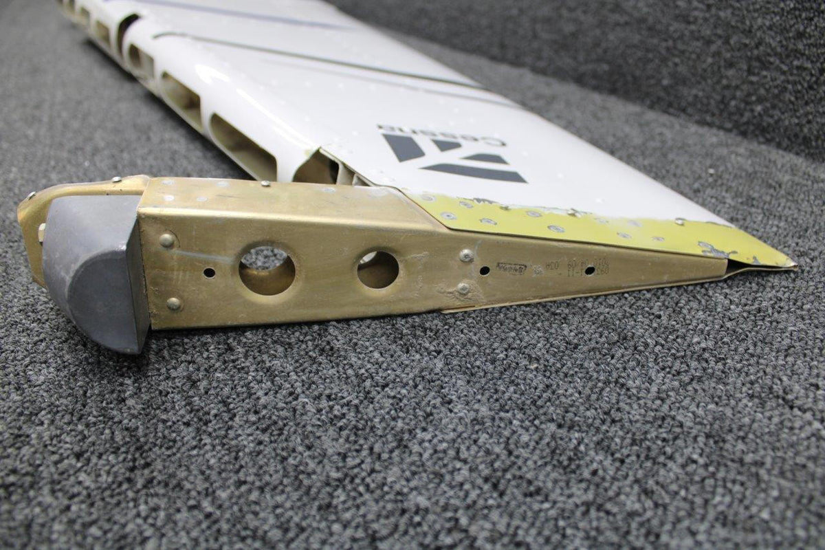 Cessna Aircraft Parts 0933101-3 Cessna 162 Rudder Assy