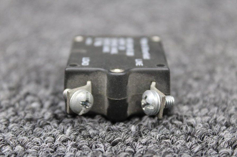 Potter and Brumfield W31-X2M1G-30 Potter and Brumfield Toggle Breaker Switch (50/250V, 30A) (SA)