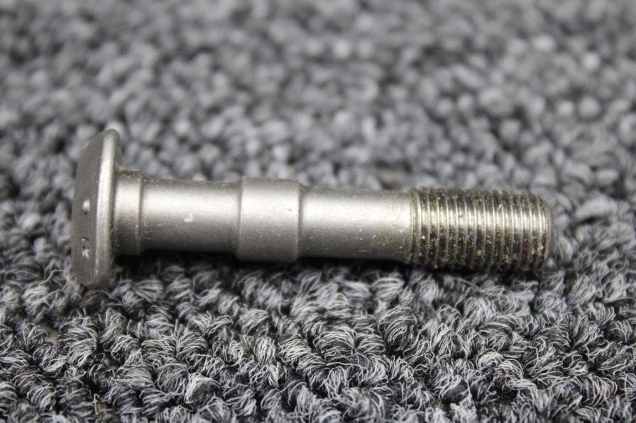 75060 (Alt: SL75060) Lycoming Connecting Rod Bolt (NEW OLD STOCK) (SA)