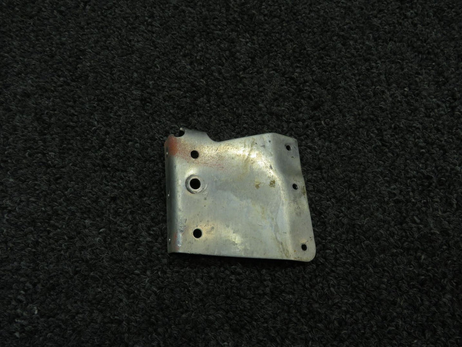 0712629-1 Cessna 182M Stabilizer Attach Bracket LH