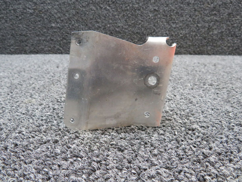 0712629-2 Cessna 182M Stabilizer Attach Bracket RH
