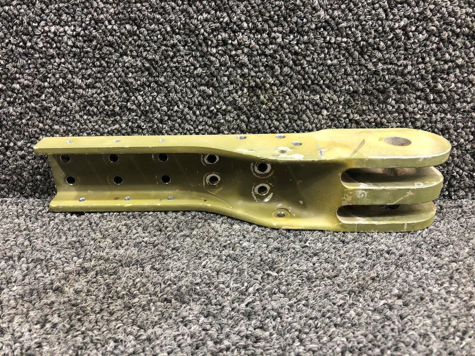 Cessna Aircraft Parts 0811350-7 (Use: 0811350-9) Cessna 421C Upper Wing Spar Fitting
