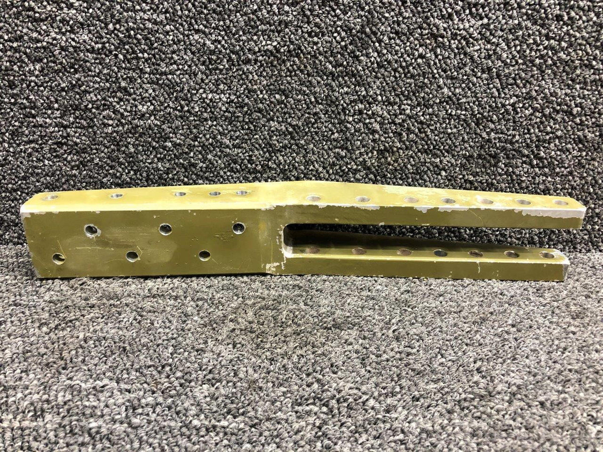 Cessna Aircraft Parts 5011123-1 Cessna 421C Aft Wing Spar Fitting Upper LH or RH