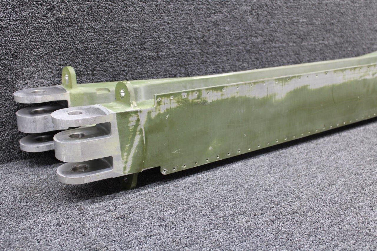 Cessna Aircraft Parts 2110001-3 (Cast: 1210702-498) Cessna 210N Carry Thru Spar Assembly