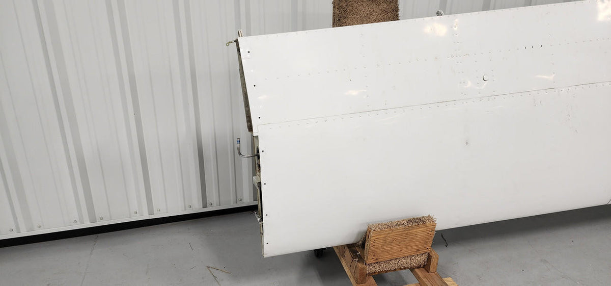 Cessna Aircraft Parts 1221221-21 Cessna 210N Wing Structure Assembly RH (CORE)