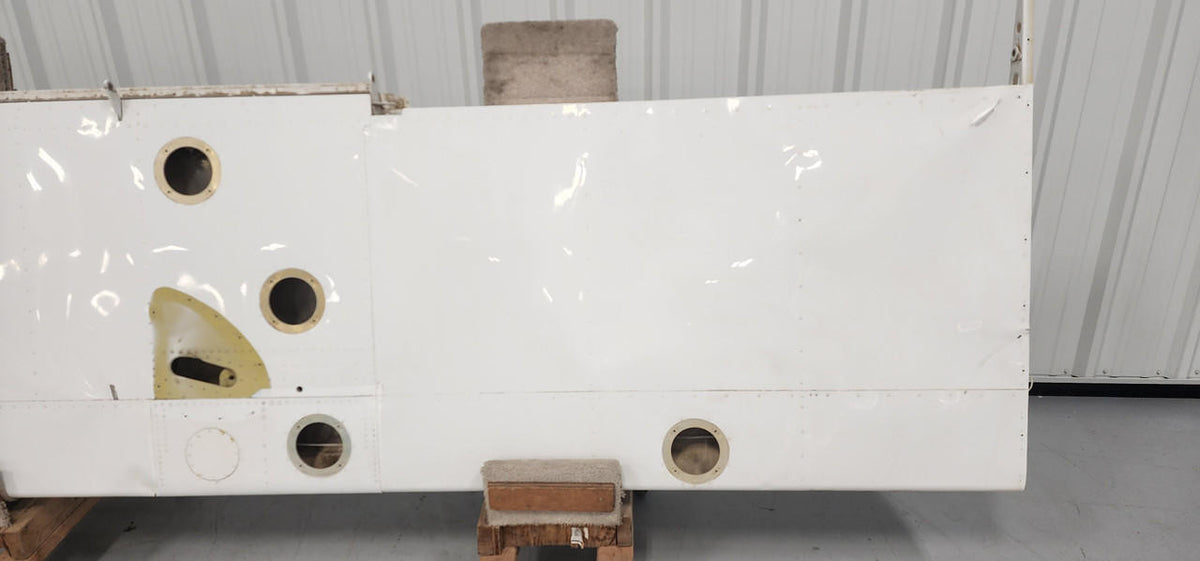 Cessna Aircraft Parts 0922200-4 Cessna 162 Wing Structure Assembly RH (Dented)