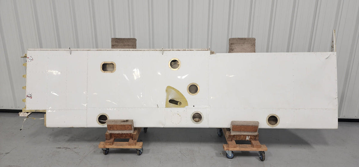 Cessna Aircraft Parts 0922200-4 Cessna 162 Wing Structure Assembly RH (Dented)