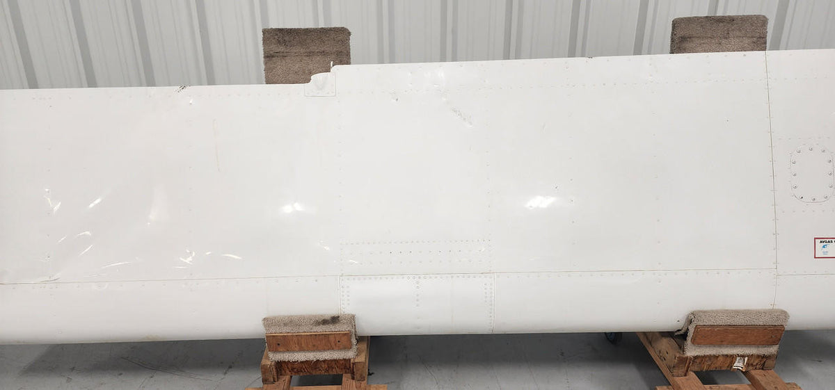 Cessna Aircraft Parts 0922200-4 Cessna 162 Wing Structure Assembly RH (Dented)