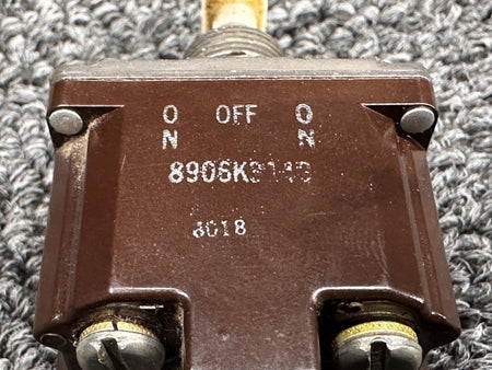 Cutler-Hammer 8906K3149 Cutler Hammer Toggle Flap Switch
