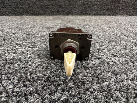Cutler-Hammer 8906K3149 Cutler Hammer Toggle Flap Switch