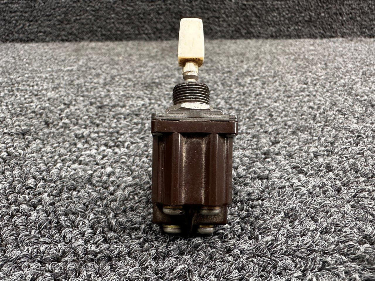 Cutler-Hammer 8906K3149 Cutler Hammer Toggle Flap Switch