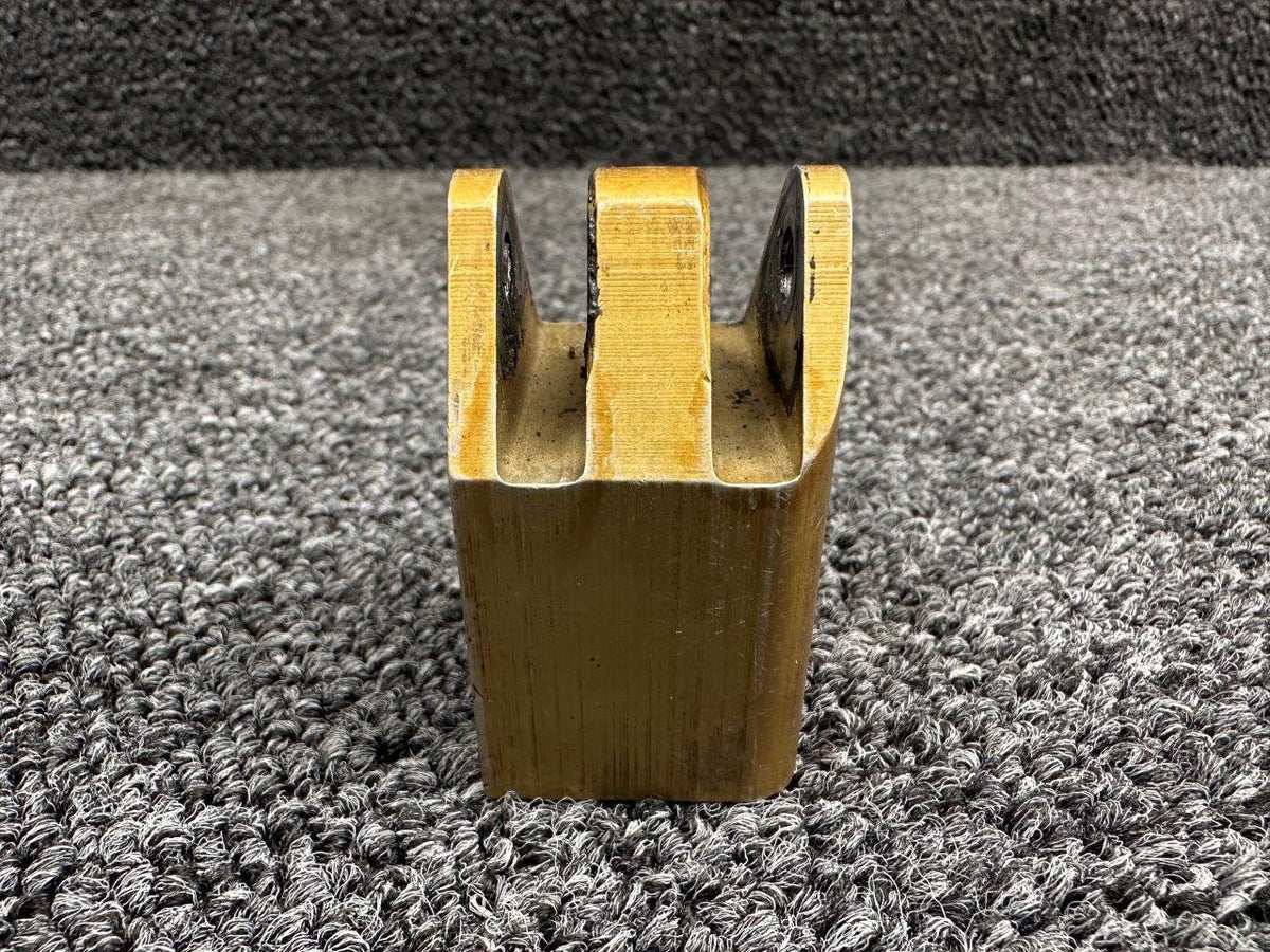 Mooney Aircraft Parts & Accessories 950092-501 Mooney M20K Gear Actuator Attach Lug
