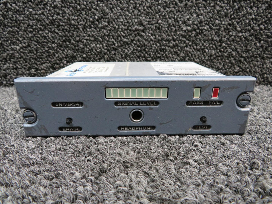 Universal Avionics Corp. 1614-01 Universal Avionics Corp. CVR Control Unit