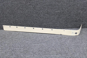 0520005-13 Cessna 172L Wing Fairing Assy RH