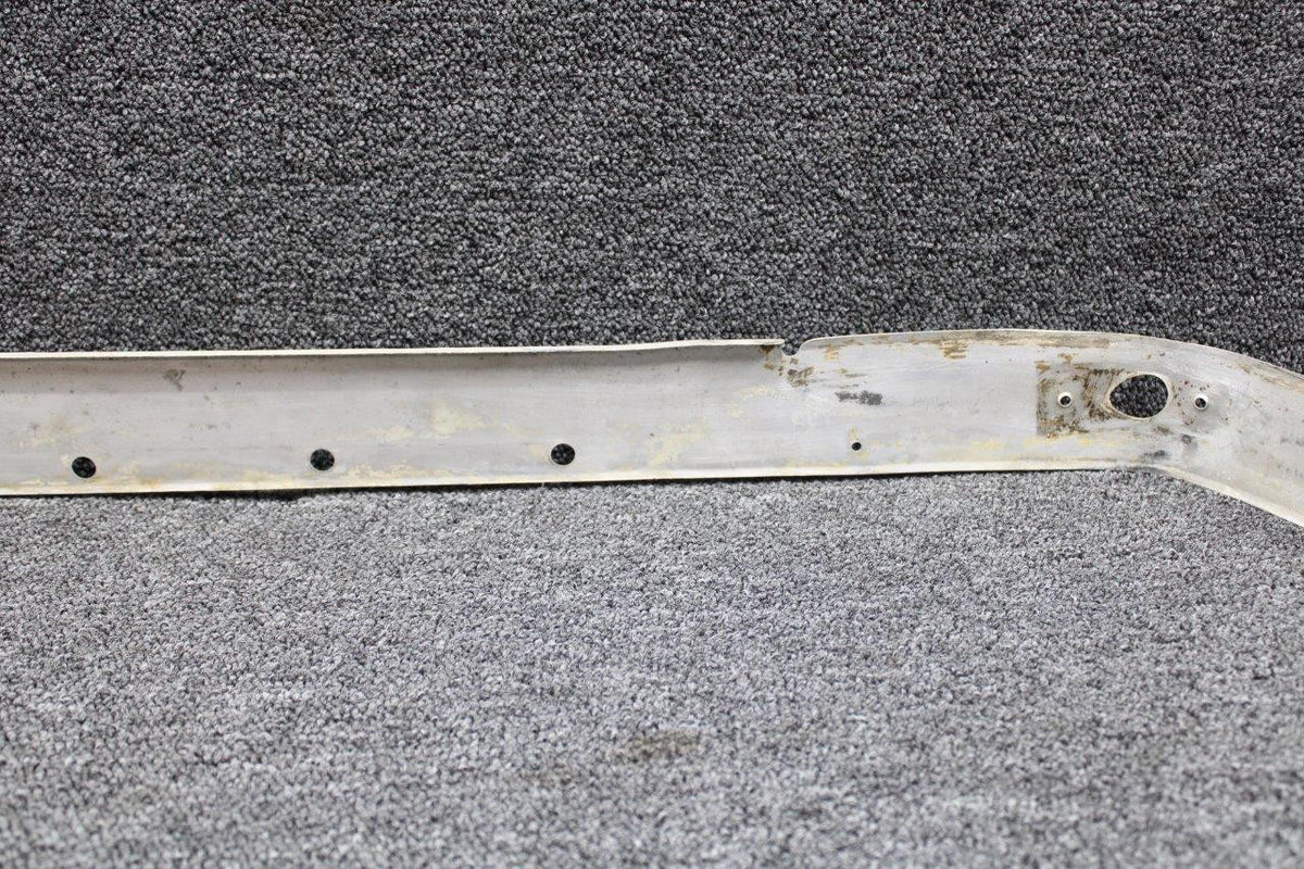 Cessna Aircraft Parts 0520005-13 Cessna 172L Wing Fairing Assy RH