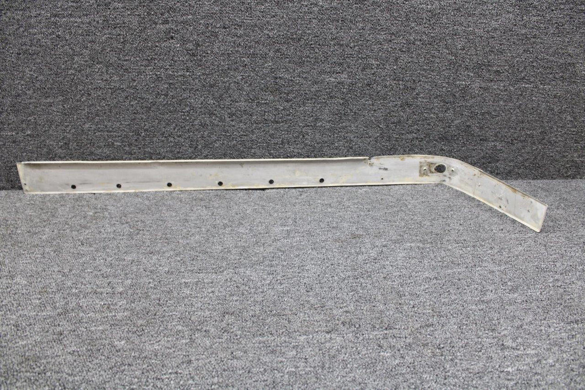 Cessna Aircraft Parts 0520005-13 Cessna 172L Wing Fairing Assy RH