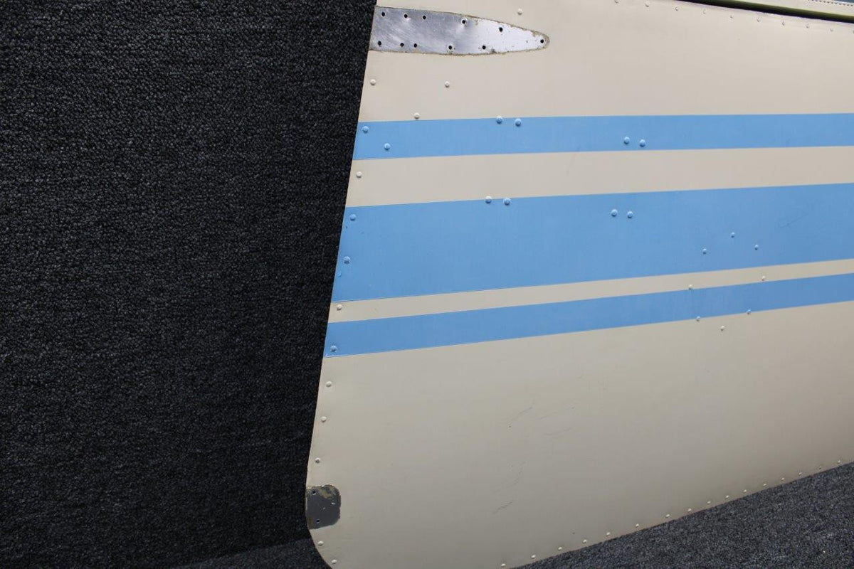 Cessna Aircraft Parts 0511460-49 Cessna 172L Cabin Door Structure LH