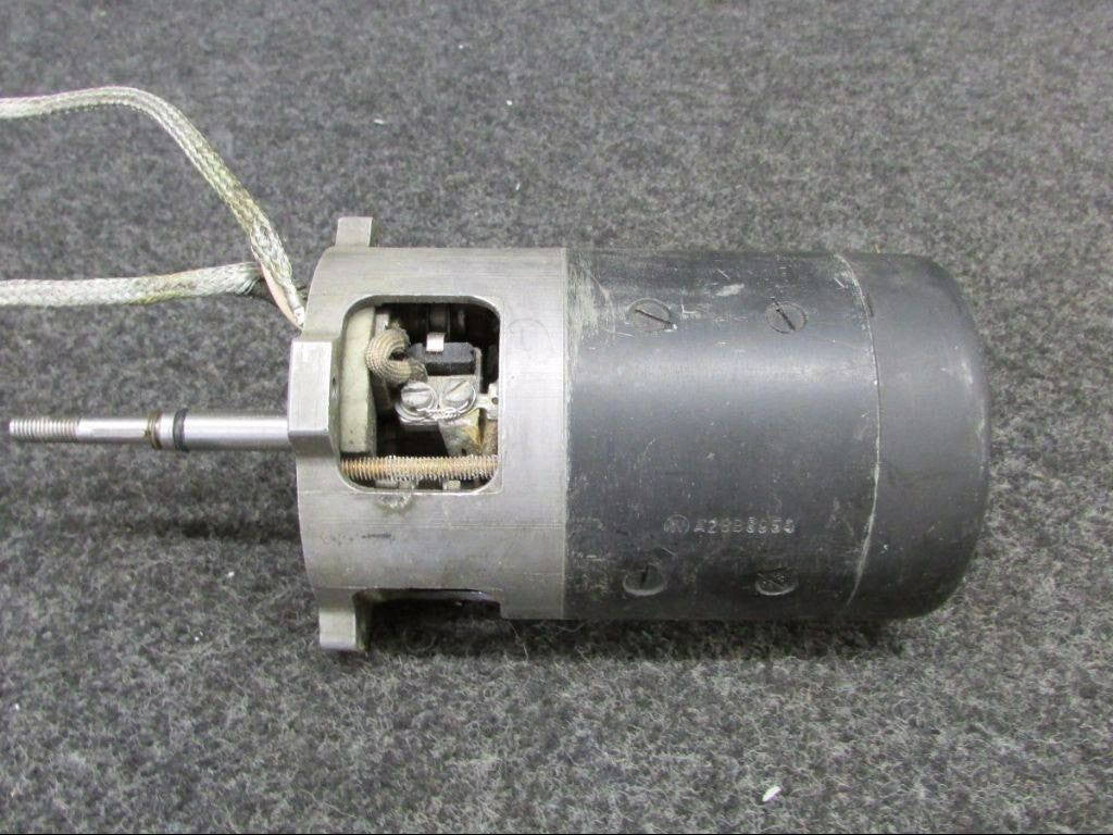 A35A9081 Westinghouse DC Motor (Volts: 27) (SA) BAS Part Sales | Airplane Parts
