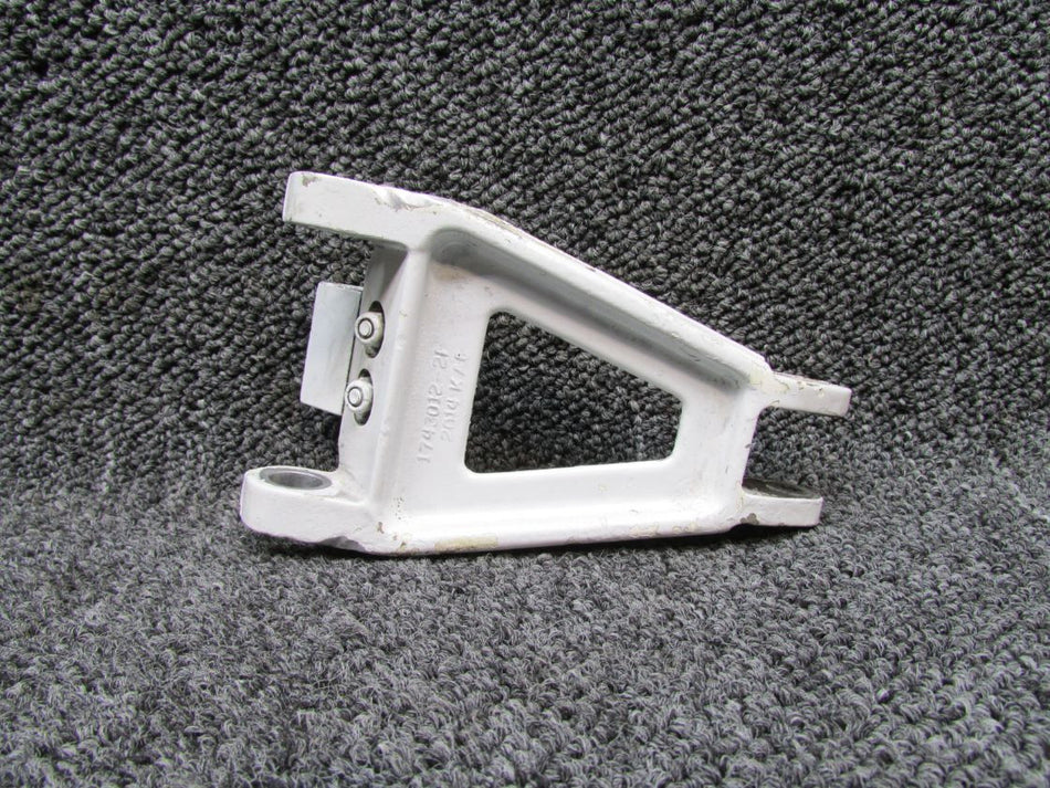 1743011-1 (Use: 1743036-1) Cessna 177B Upper Nose Gear Torque Link