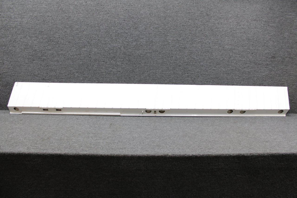 Cessna Aircraft Parts 0523800-24 Cessna 182Q Aileron Assy RH